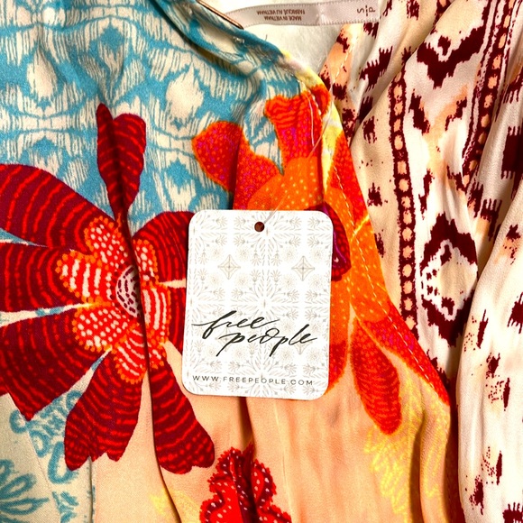 Free People Cross front Shoulder Tie Adjustable tank Small Floral Tropic… - Picture 2 of 9